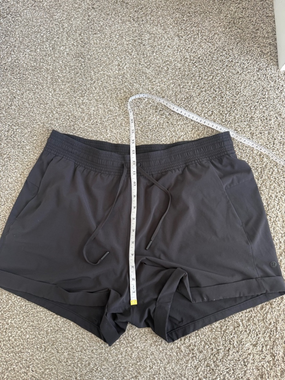 LULULEMON | Black Drawstring Athletic Shorts - size 12 - Picture 9 of 11